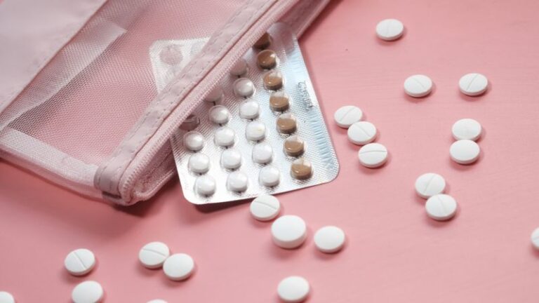 Los anticonceptivos de progestágeno solo conllevan un riesgo pequeño de cáncer de mama similar al de otros anticonceptivos hormonales, según un estudio