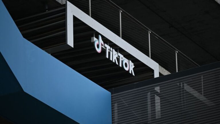 China dice que se opone «firmemente» a una posible venta forzada de TikTok