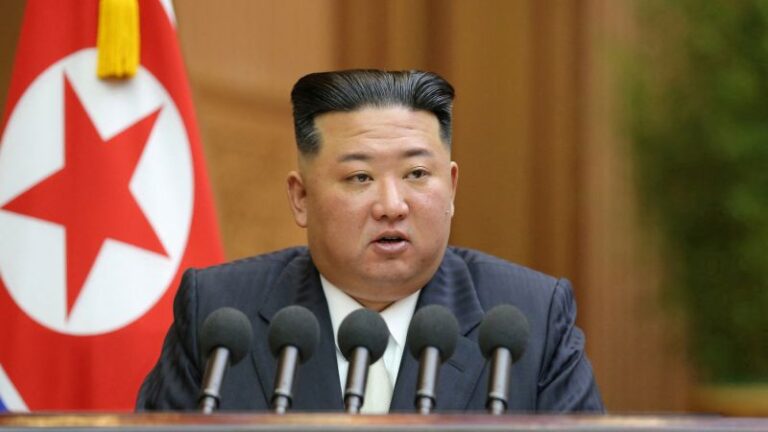 Corea del Norte lanza al menos dos misiles balísticos no identificados en aguas del este de la península de Corea