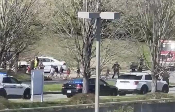 Al menos tres niños muertos por tiroteo en escuela primaria de Estados Unidos