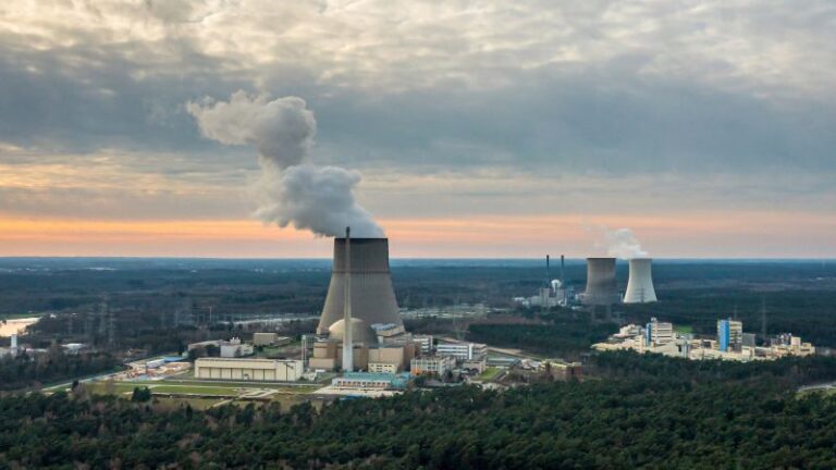 Alemania abandona la energía nuclear, marcando el comienzo de una ‘nueva era’ al cerrar sus últimas tres plantas