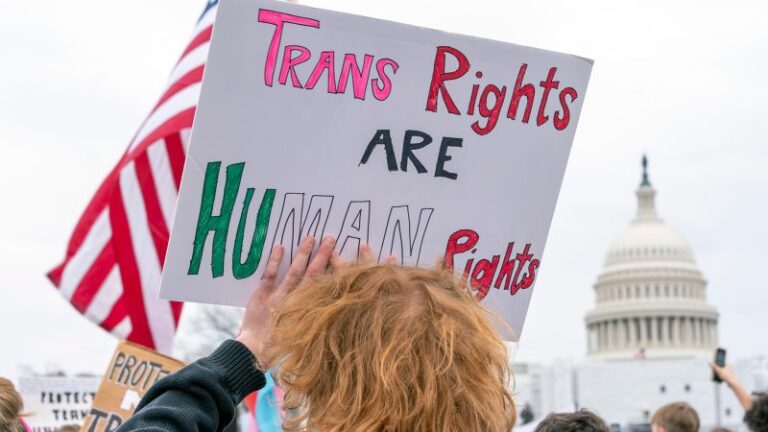 Cámara votará proyecto de ley anti-deporte trans