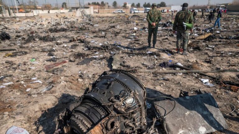 Comandante iraní condenado a 13 años por derribar avión de pasajeros ucraniano