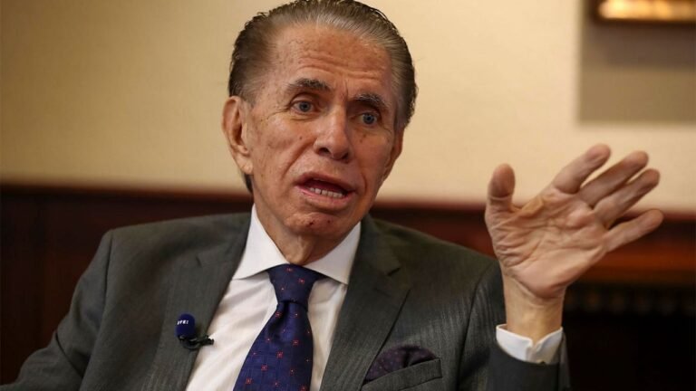 Alfonso Espinoza, el presentador se desprecia