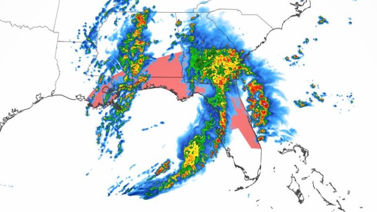 Los bañistas a lo largo de la costa del Golfo se enfrentan este fin de semana a posibles tormentas severas, incluidas trombas marinas