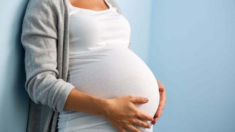Los riesgos de embarazo y parto que amenazan la vida pueden variar según el lugar donde viva, según un estudio