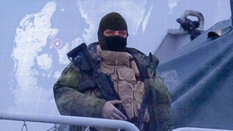 Naves espías rusas sospechosas de recopilar inteligencia en aguas nórdicas, según investigación