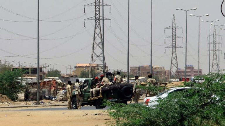 Sudán: la Fuerza de Apoyo Rápido reclama el control del Palacio Presidencial