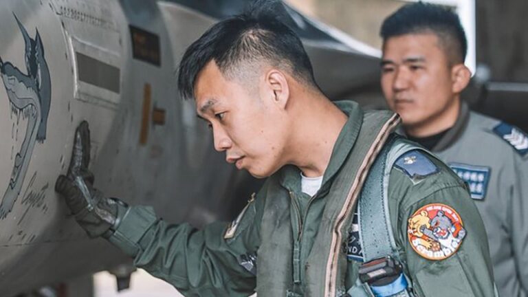 Un golpe en la cara para la caricatura de Xi: la insignia de la fuerza aérea de Taiwán se vuelve viral