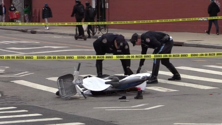 Muere mujer ciclista en peligrosa intersección en Park Slope