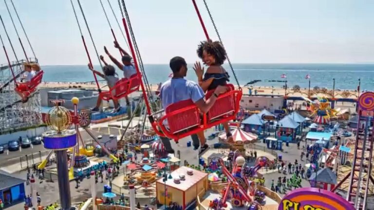 Abre Luna Park durante el receso de primavera