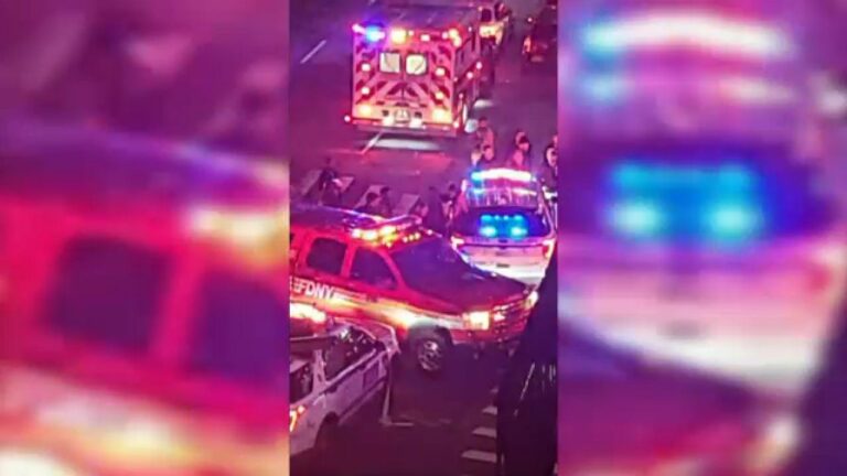 Dos hombres mueren tras un tiroteo ocurrido en Queens