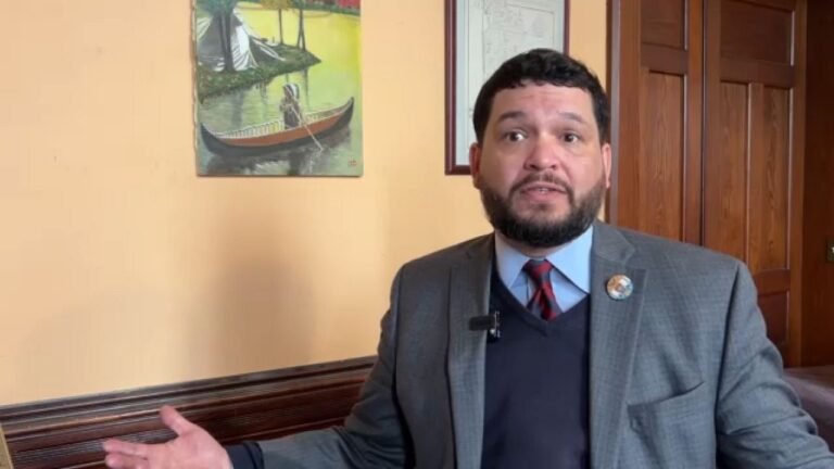 Nombran a un latino primer historiador oficial de El Bronx