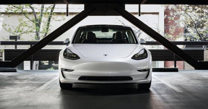 Aparecen nuevos datos del nuevo Tesla Model 3 que tendrá dirección por cable |  Motor