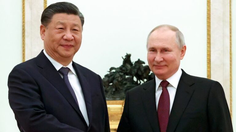 China apoya a Rusia como «socio estratégico» tras insurrección de Wagner