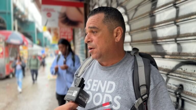 ‘No se puede, o pagas arriendo o compras comida’: vecino