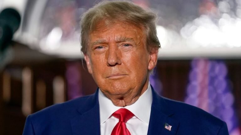 El abogado especial pide una fecha de juicio en diciembre para Trump en el caso de documentos de Mar-a-Lago