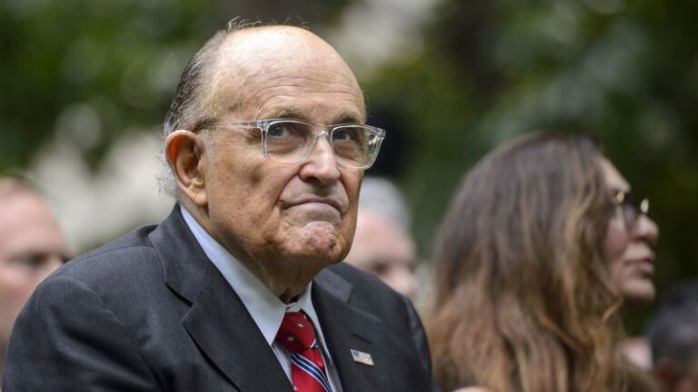 Exclusivo: Rudy Giuliani entrevistado en la investigación de interferencia electoral de 2020 del fiscal especial