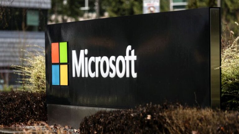 Juez estadounidense bloquea temporalmente la adquisición de Activision por parte de Microsoft