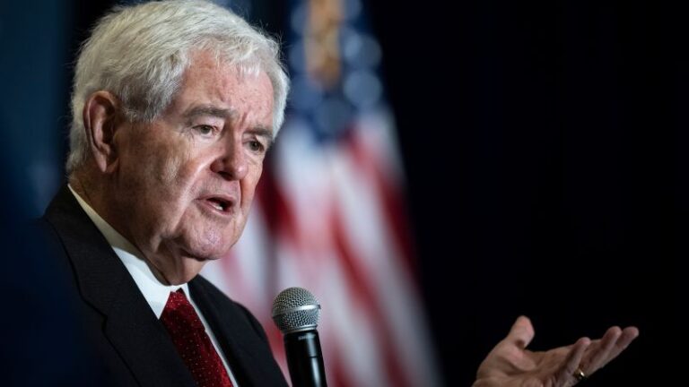 Newt Gingrich testificó ante el gran jurado del 6 de enero
