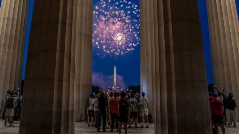 Dónde ver todas las celebraciones y fuegos artificiales del 4 de julio en la televisión