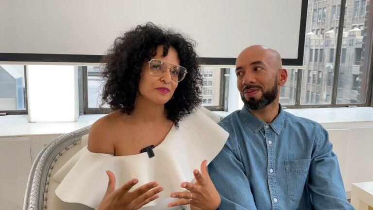 Lisa y Alex, listos para casarse, deben lidiar costo boda