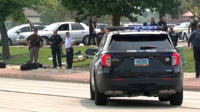 Fargo: 1 oficial de policía muere, otros 2 resultan heridos en tiroteo en Fargo