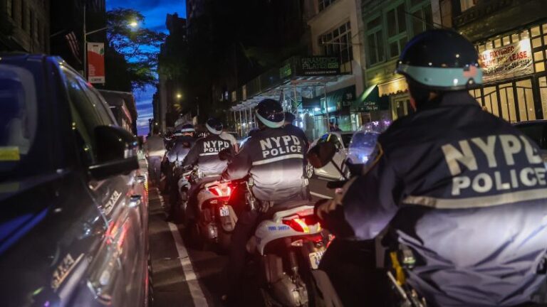 La ciudad de Nueva York acuerda pagar más de $13 millones por las tácticas policiales utilizadas en las manifestaciones de George Floyd