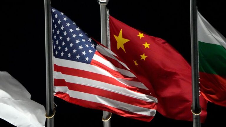 Los estadounidenses deberían reconsiderar viajar a China debido al riesgo de detención injusta, advierte el Departamento de Estado de EE. UU.