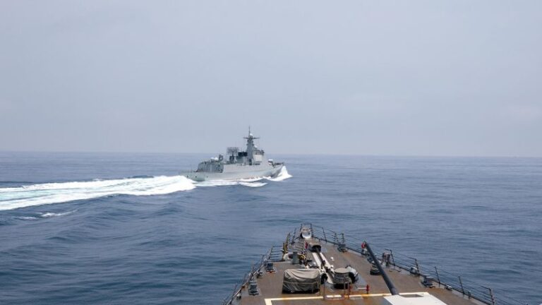 Taiwán informa un número récord de buques de guerra chinos en aguas alrededor de la isla