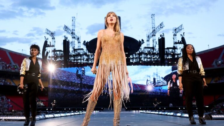 Ticketmaster detiene las entradas para los conciertos franceses de Taylor Swift después de otro problema