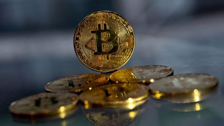 Bitcoin salta cuando el tribunal de EE. UU. da luz verde al primer ETF