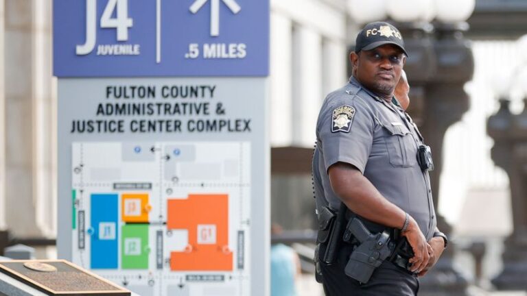 El FBI trabaja con la oficina del alguacil después de las amenazas a los funcionarios del condado de Fulton