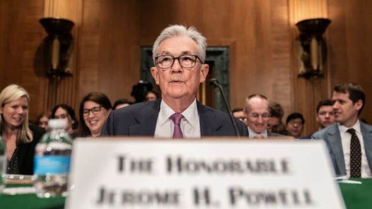 El presidente de la Reserva Federal, Jerome Powell, insinúa más malas noticias para los prestatarios