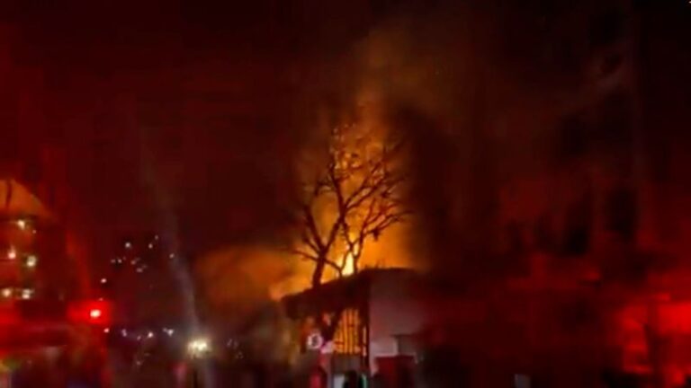 Incendio en edificio de Johannesburgo: el número de muertos aumenta a 52 en Sudáfrica