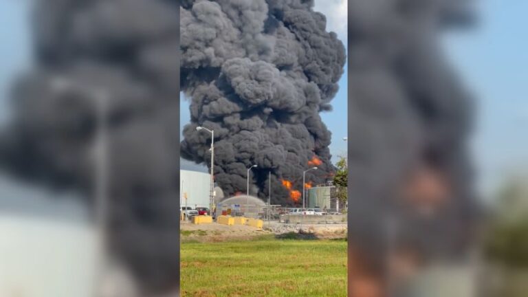 Incendio en la refinería de Marathon Petroleum: se insta a los residentes de Luisiana a evacuar