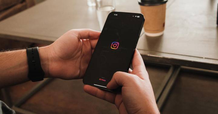 Instagram quiere que sea más sencillo etiquetar grupos, ¿cómo lo va a conseguir?  |  Estilo de vida