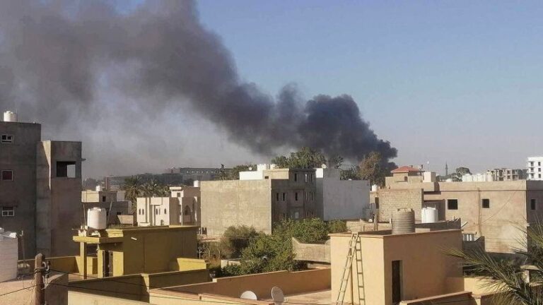Libia, Trípoli: al menos 27 muertos tras enfrentamientos entre facciones rivales en la capital