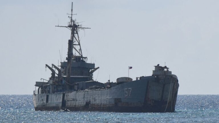 Tensiones entre China y Filipinas: ¿una milicia marítima que Beijing dice que no existe está causando caos en el Mar de China Meridional?