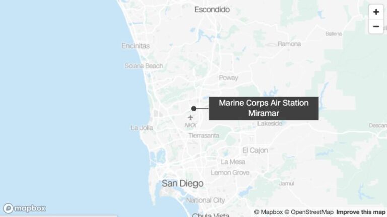 Un avión militar estadounidense se estrella cerca de la Estación Aérea del Cuerpo de Marines Miramar en San Diego