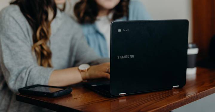 Apple prepara un nuevo portátil barato para competir con los Chromebook |  Artilugio