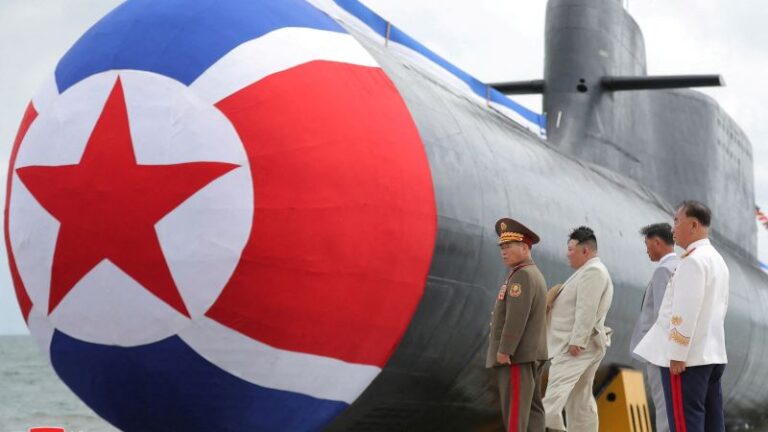 Corea del Norte aprueba una ley para fortalecer las armas nucleares mientras aumentan las tensiones en la península