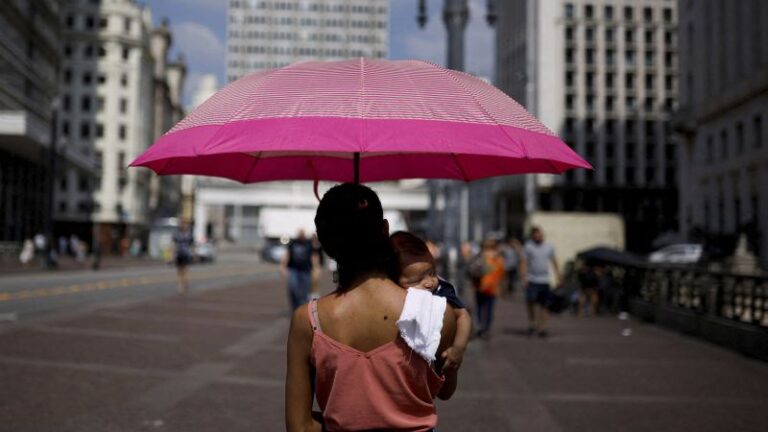 El calor extremo abrasa gran parte de América del Sur al finalizar el invierno