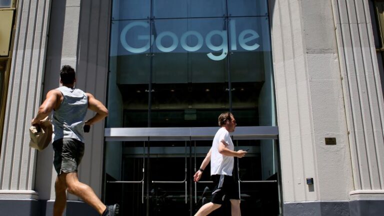 El histórico juicio de Google comienza con amplias acusaciones del Departamento de Justicia de monopolización ilegal