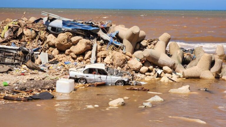 El número de muertos por las inundaciones en Libia aumenta a 11.300 en Derna, según la ONU