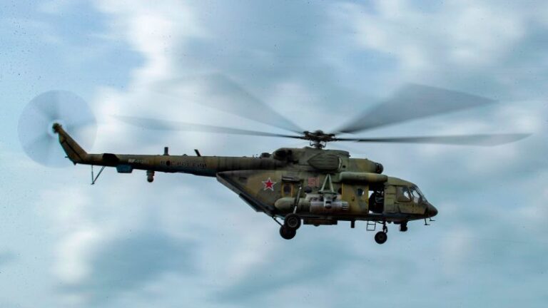 El piloto ruso que desertó con el helicóptero Mi-8 da nuevos detalles en una entrevista
