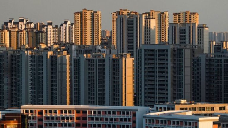 Incluso 1.400 millones de personas «probablemente no puedan llenar» todas las viviendas vacías en China, admite un exfuncionario