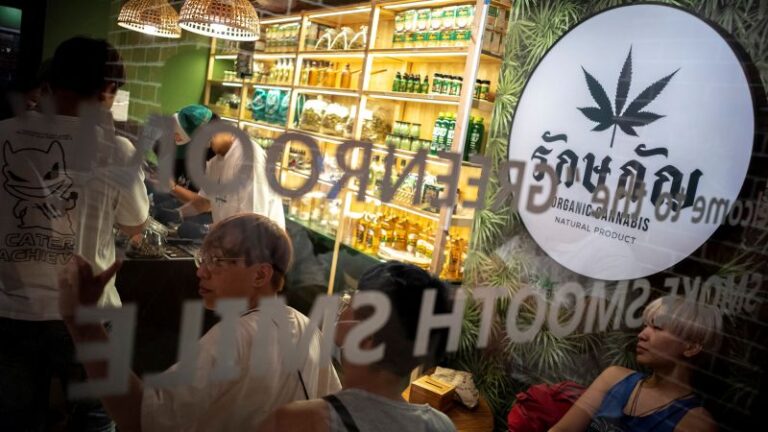 Por qué Tailandia está dudando de la despenalización del cannabis
