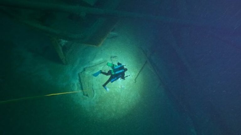Un naufragio perdido hace mucho tiempo de la década de 1880 descubierto en el lago Michigan, dice la sociedad histórica