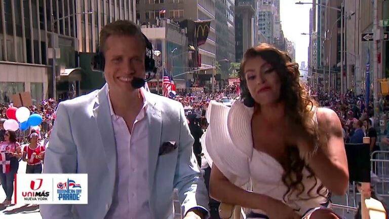 Dominican Day Parade (DESFILE DOMINICANO DE NUEVA YORK)